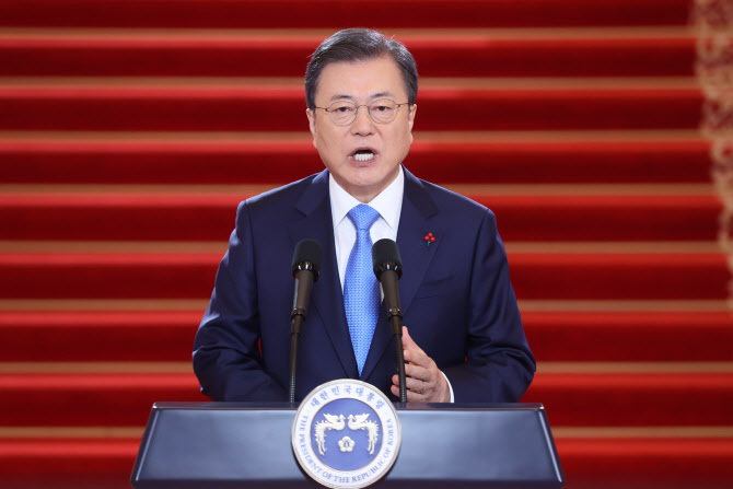 문재인 대통령 신년사(사진=연합뉴스)