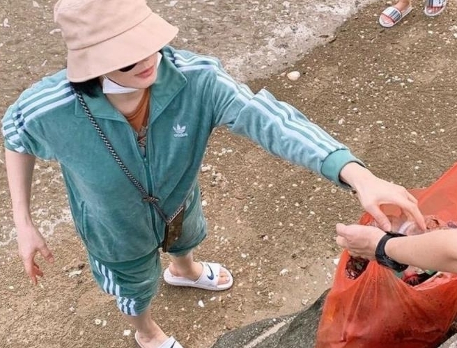 (사진=김혜수인스타그램)