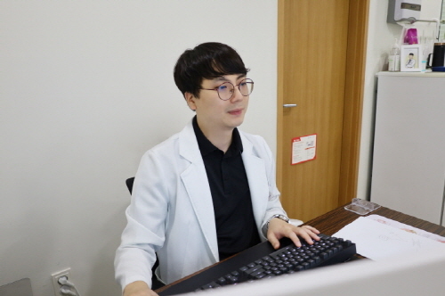 이명윤 센터장.