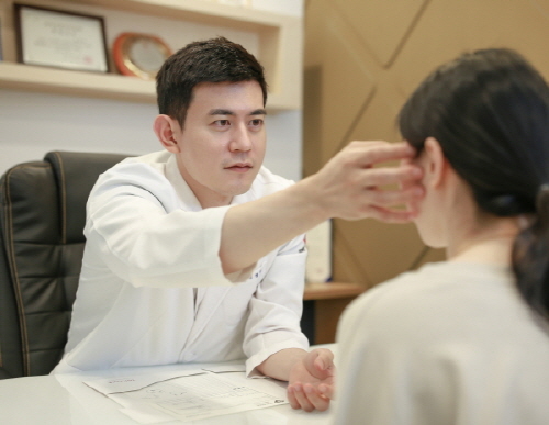 천정현 원장.