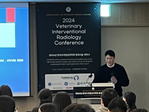 김동빈 원장.