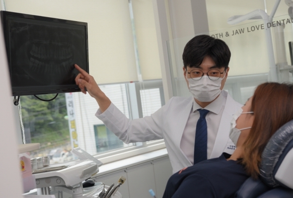 유희영 원장.