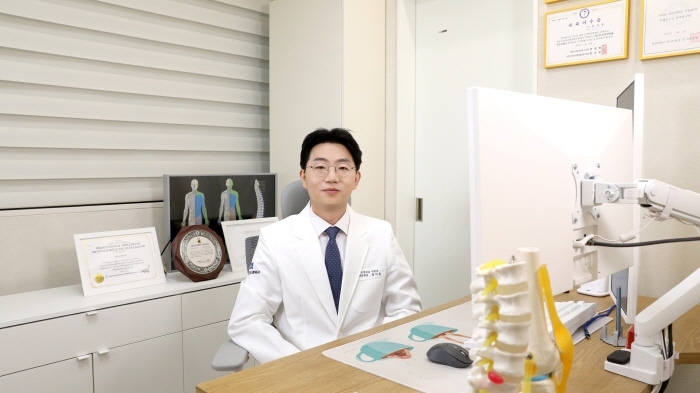 방지훈 대표원장.