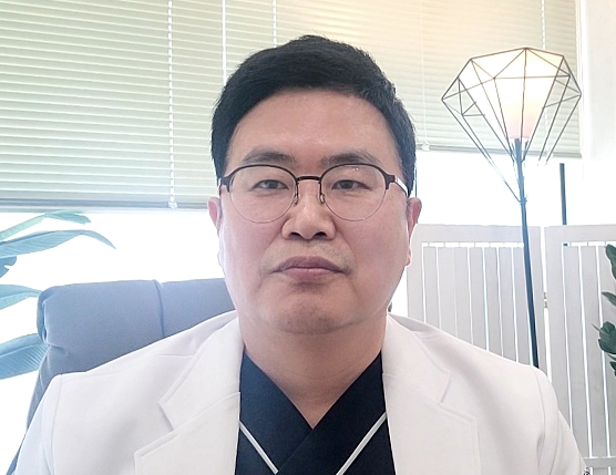 공기환 대표원장. 