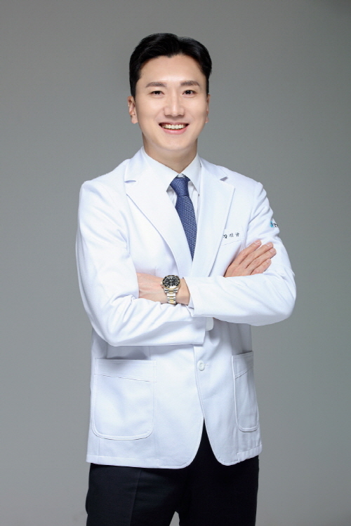 강진규 원장.