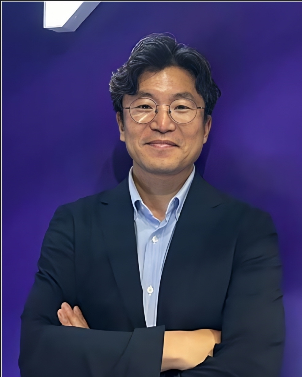 웹툰작가에 도전한 법무법인 LKB평산 정태원 변호사 (사진=정태원 변호사 측 제공)