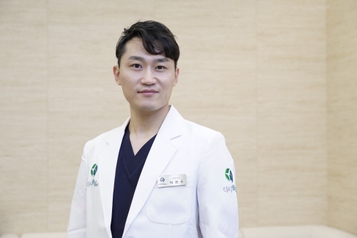 박천수 대표원장. 