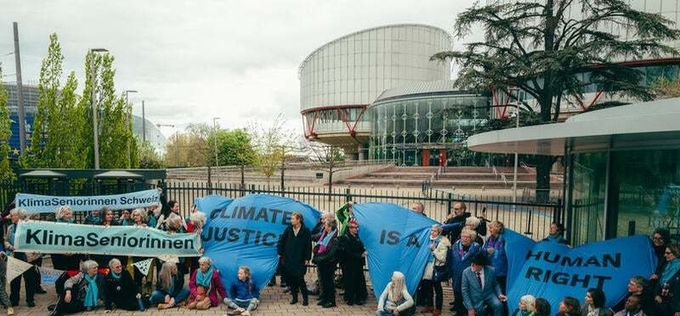 유럽최고법원 “기후위기에 소홀한 정부, 인권침해 맞다” 스위스 여성 단체 손들어줘