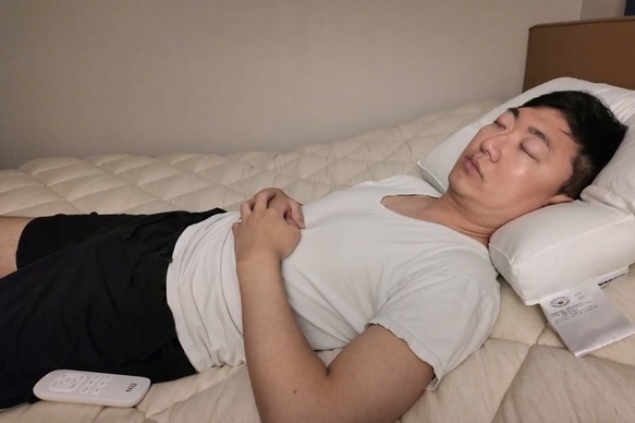 김선태, N32 광고서 ‘잠방’…비건 매트리스 기부 협업도