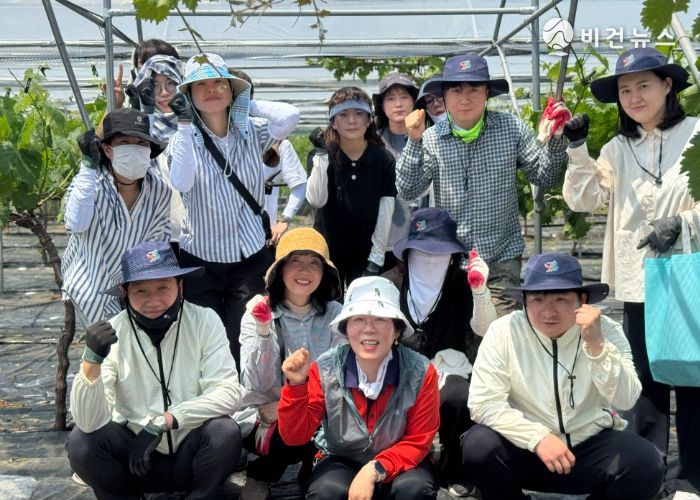 김천시 보건행정과, 농번기 농촌 일손 돕기 나서