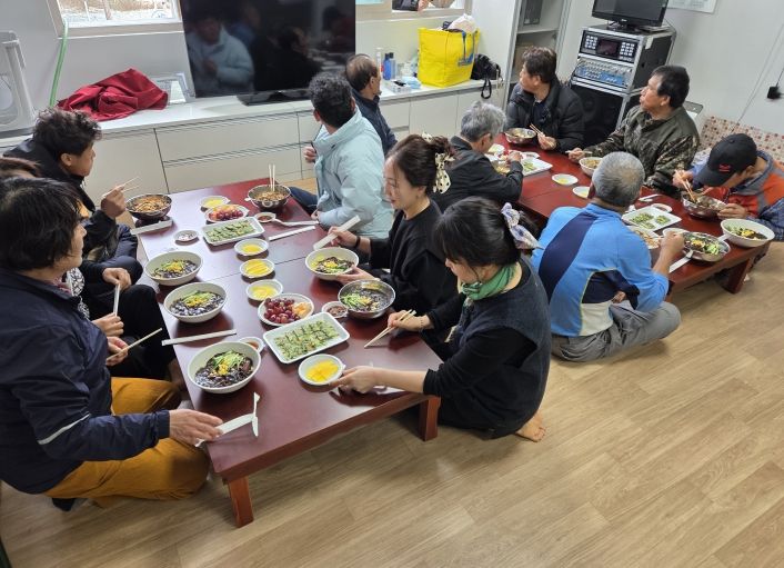 짜장면시키신마을