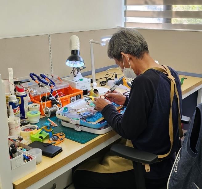 강동구 장난감 수리센터 현장