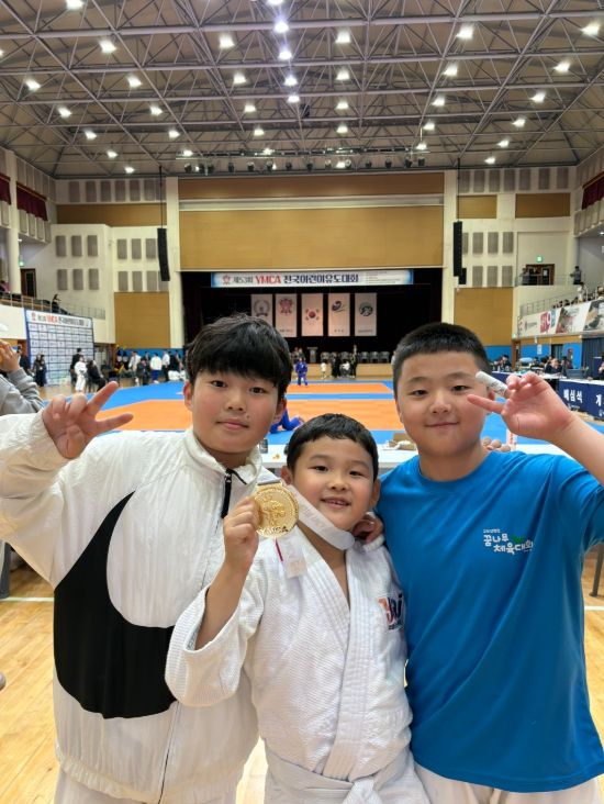 박준우, ‘제53회 YMCA 전국어린이유도대회’금메달