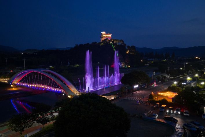 화순꽃강길 음악분수와 개미산 전망대