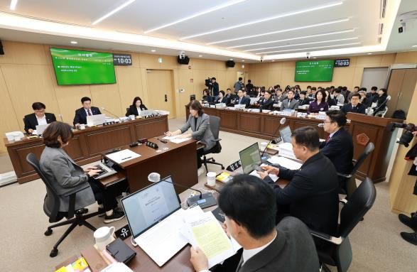 교육위, 6일까지 충청북도교육청 본청 행정사무감사