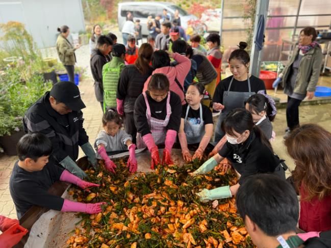 완주군, 가족이 함께 담근 김장김치