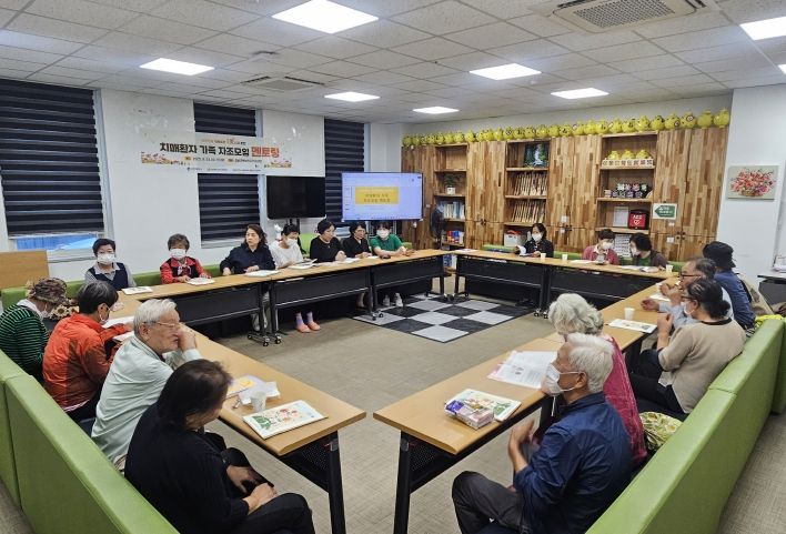 강화군, 치매 가족 힐링·자조모임 큰 호응 속 마무리