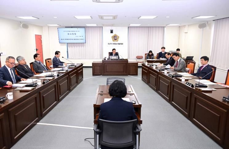 경상남도의회 경남·부산 행정통합 특별위원회, 1년간 활동 마무리