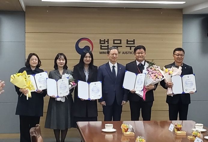 괴산군, 외국인계절근로자 인권보호 공로로 법무부장관 표창 수상