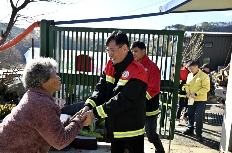 사랑의 땔감 나누기