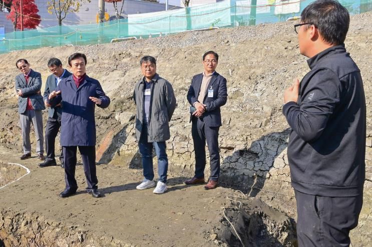 진주시 ‘진주성 대사지’ 발굴조사 보고회 개최